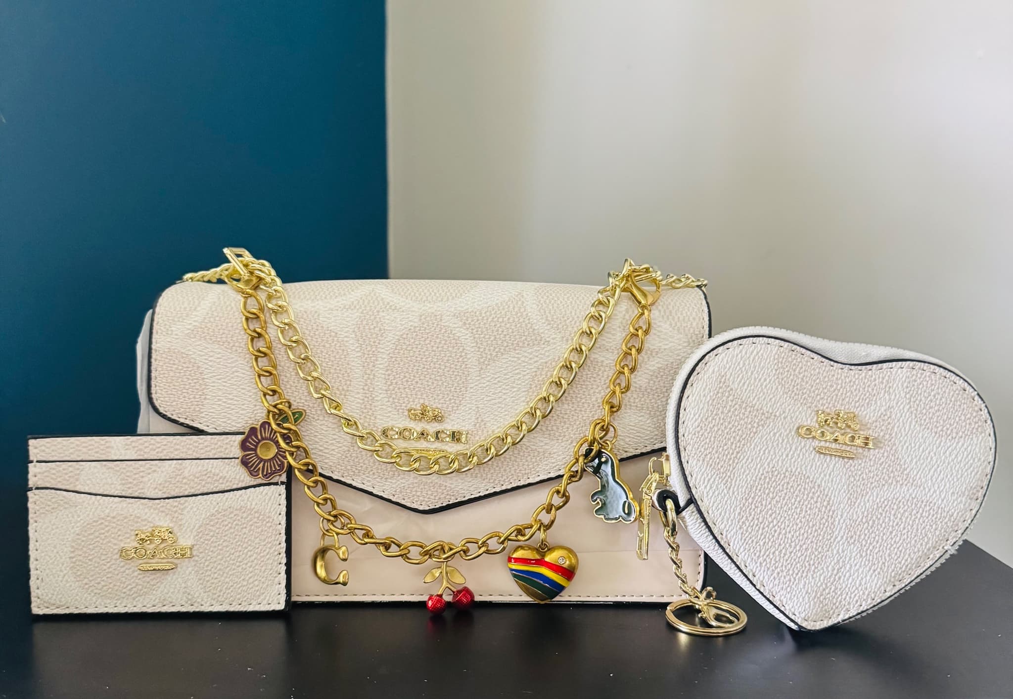 Handbag